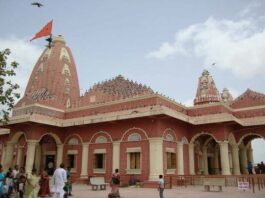 Nageshwar Jyotirlinga